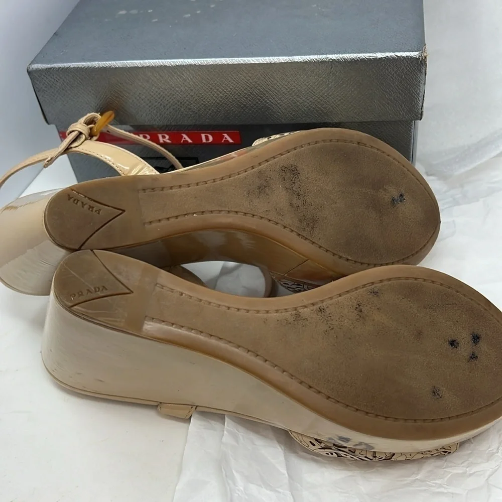 Prada Sz 37 Nude Cream Beige Patent Leather Wedge Sandals w/Original Box